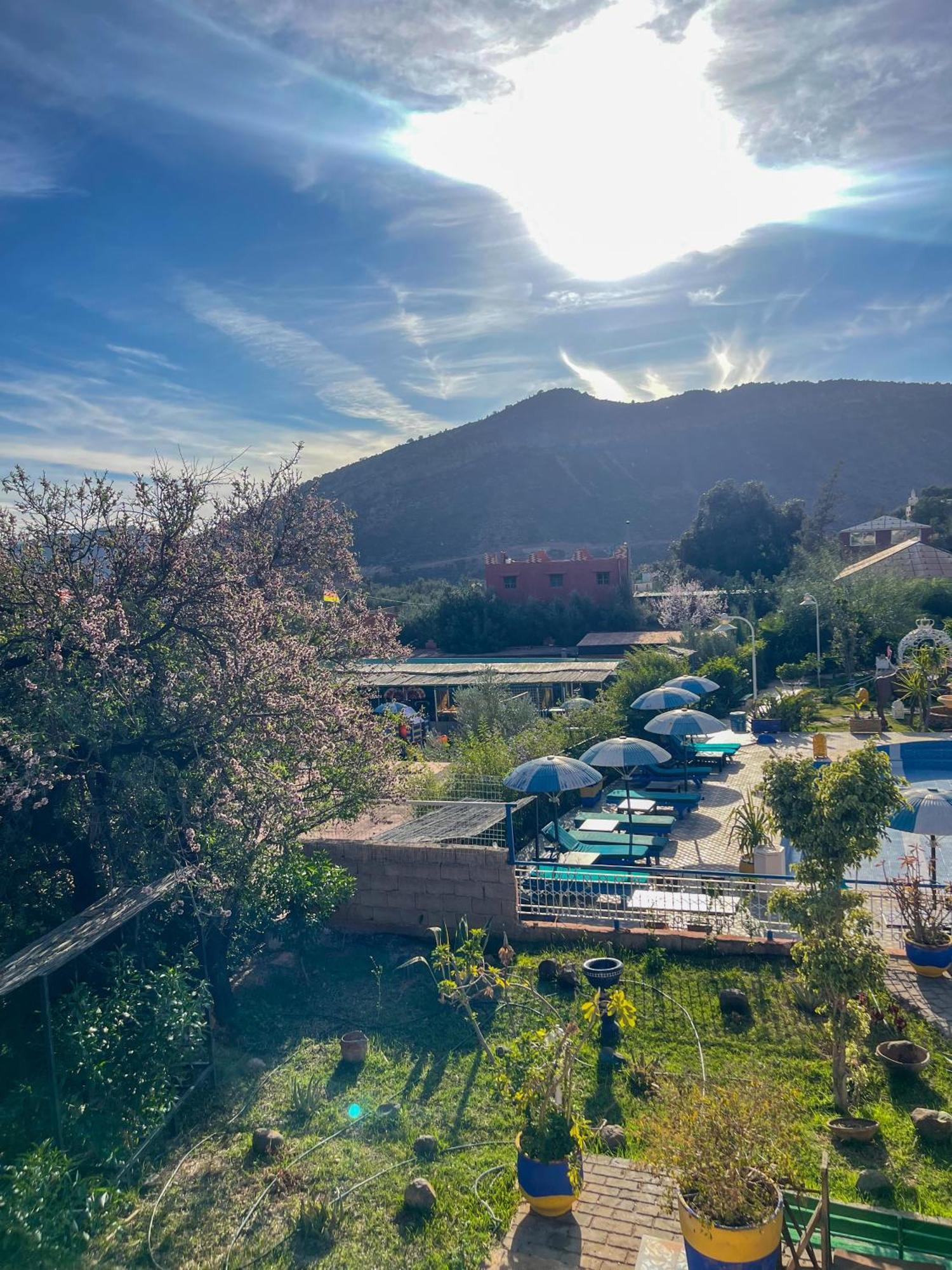 Auberge Le Refuge Aksri エクステリア 写真