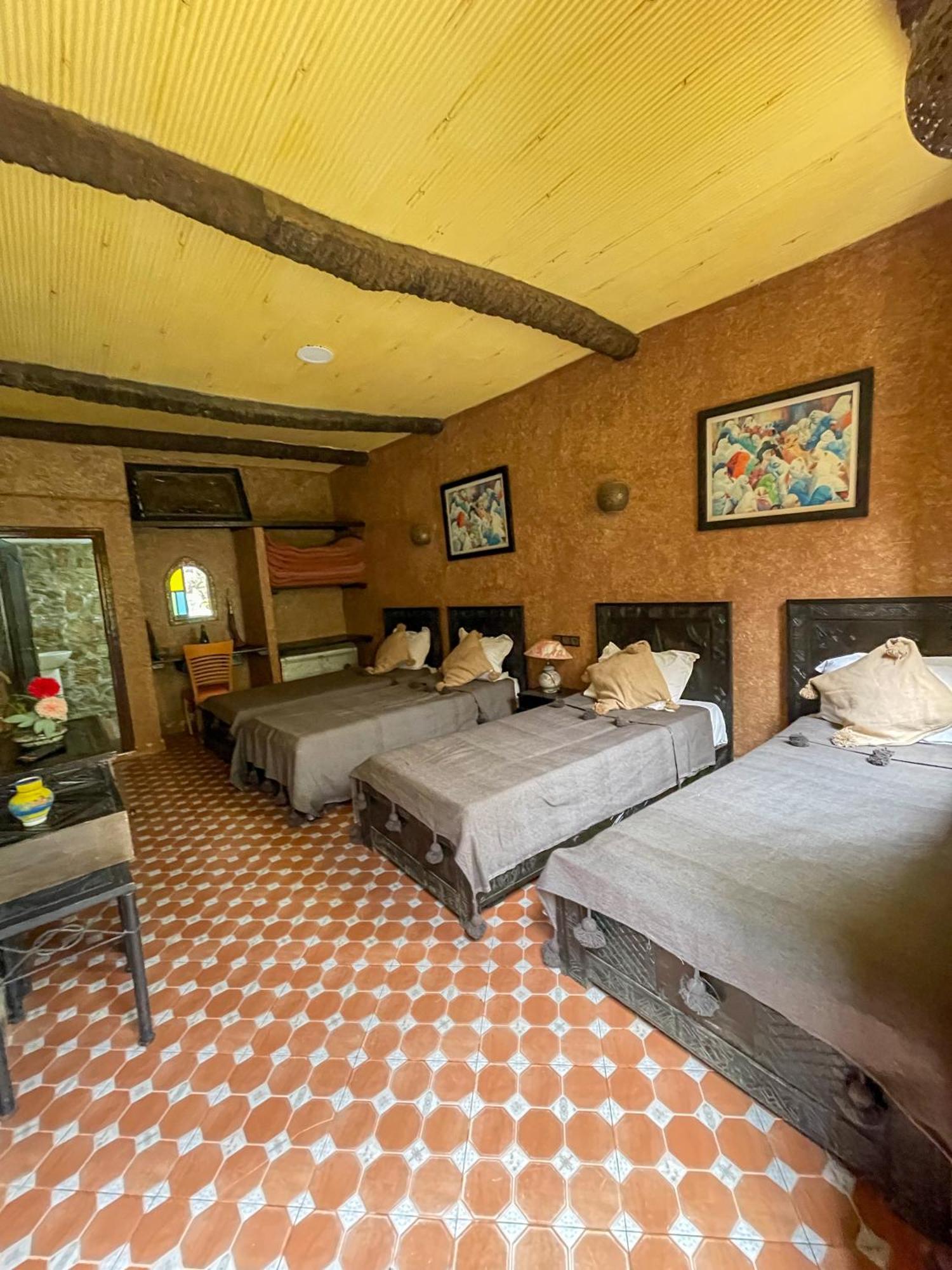 Auberge Le Refuge Aksri エクステリア 写真